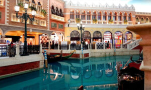 Macau Cotai Strip Shows